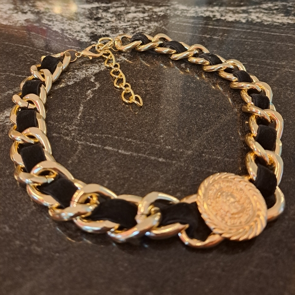 Choker necklace - Picture 5 of 9